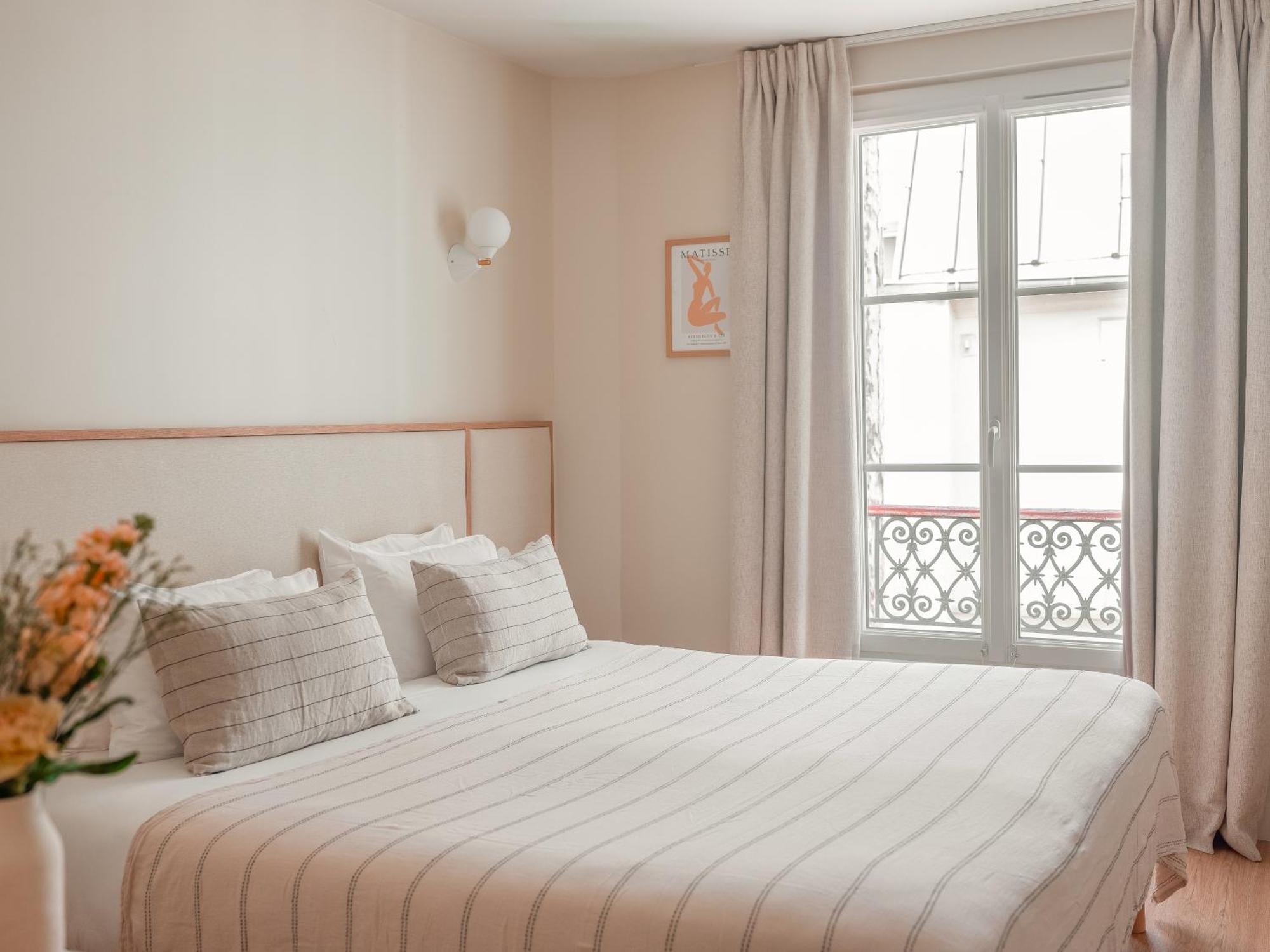 Hotel Basss Paris Luaran gambar